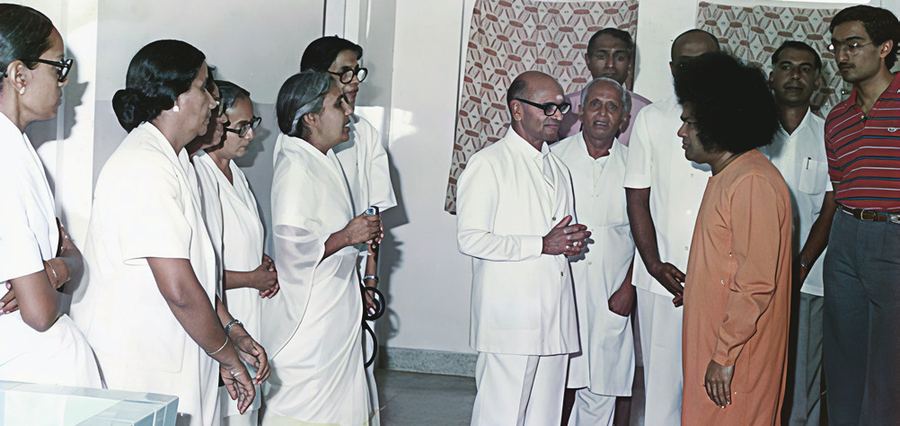 Swami with Dr. V.K. Chari