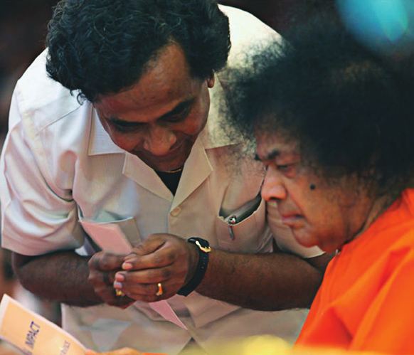 Photograph — Sri Sathya Sai Mobile Hospital