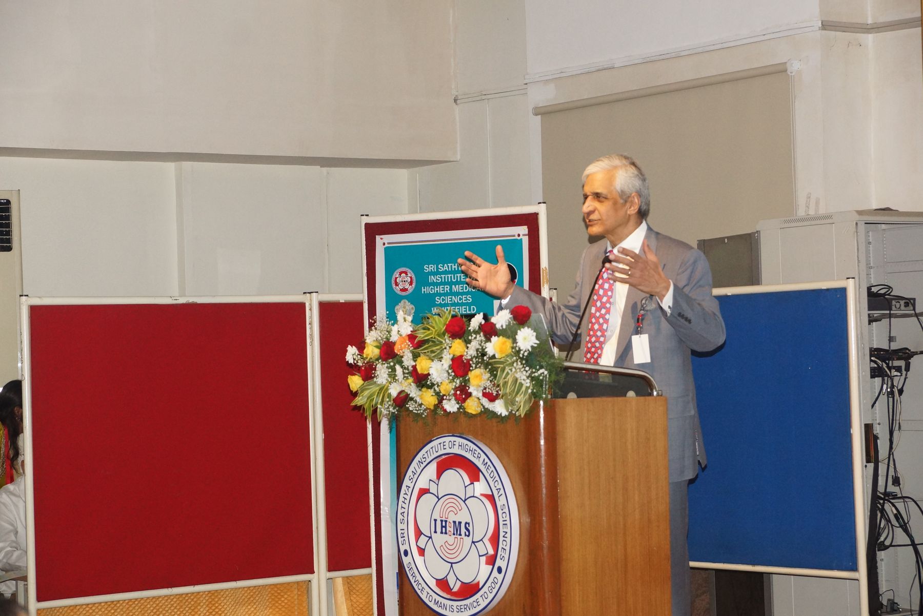 Dr. Anil Nanda delivering the keynote