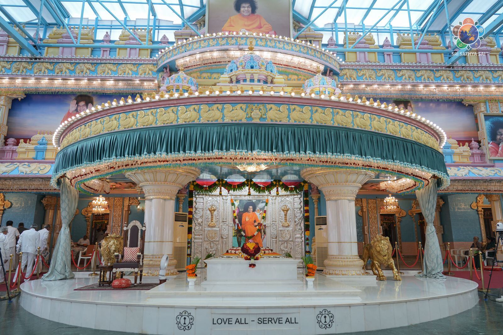 Sai Kulwant Hall, Prasanthi Nilayam