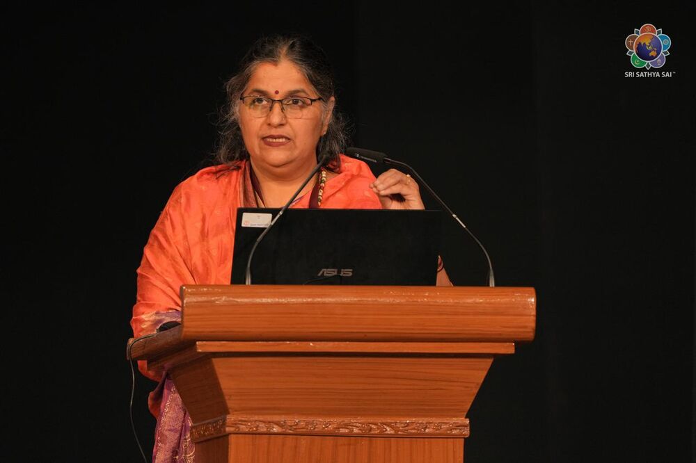 Dr. Geethanjali Tulapurkar, HOD, Anaesthesia, SSSIHMS-WFD