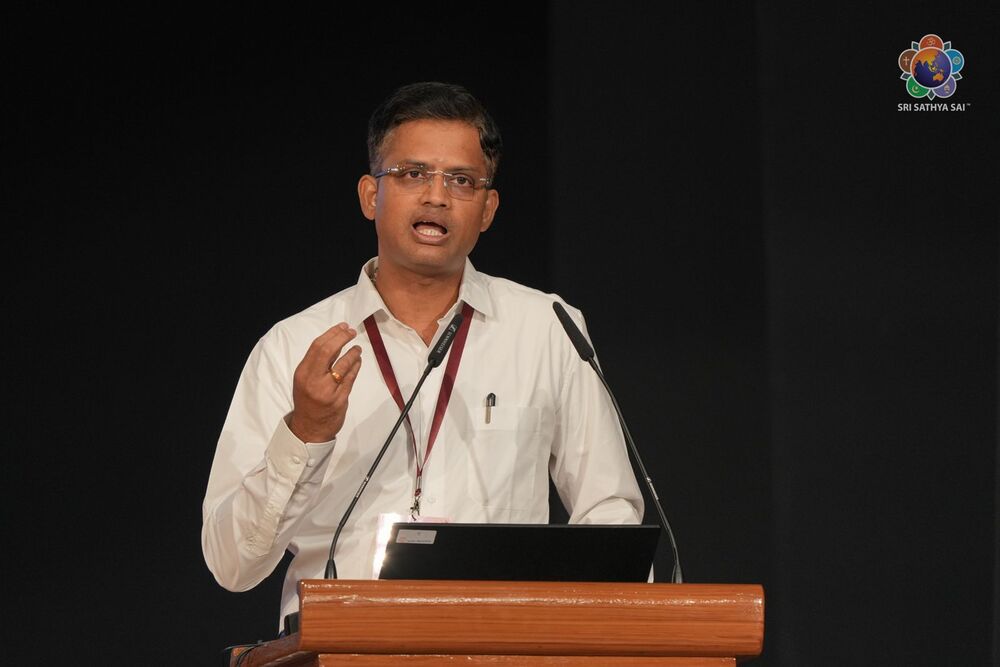 Sri. Subramaniyan.M, Sr.Manager, HMIS, SSSIHMS, Whitefield and Sri Kannan, Sr. Manager, HMIS, SSSIHMS PG