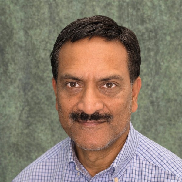 Dr. Satish Goel