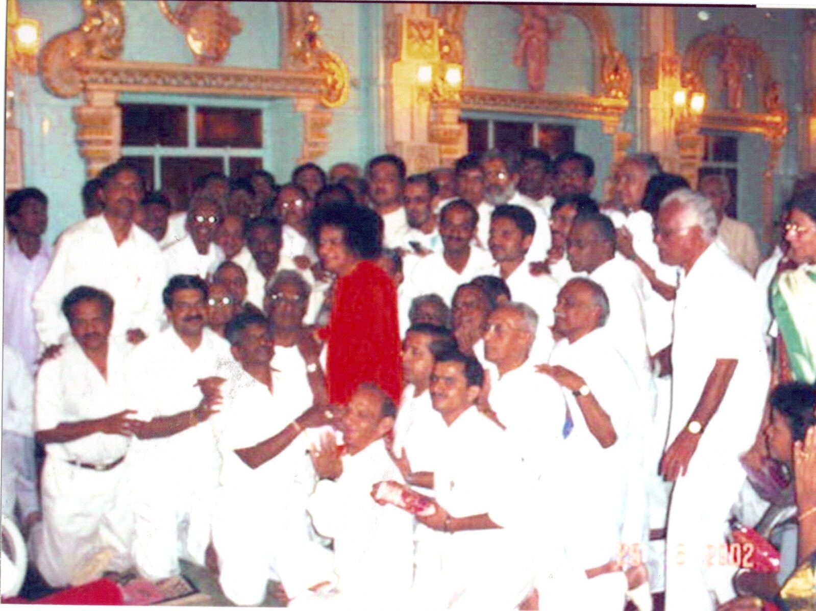 Parthi Yatra, 2002 — group photograph